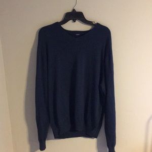 Izod V-neck sweater